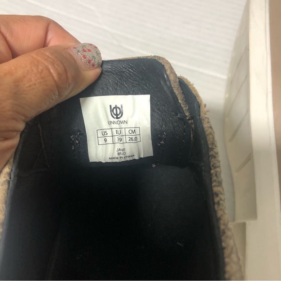 UNNOWN Jane Slip Ons Mud Sz 9 - Picture 15 of 15